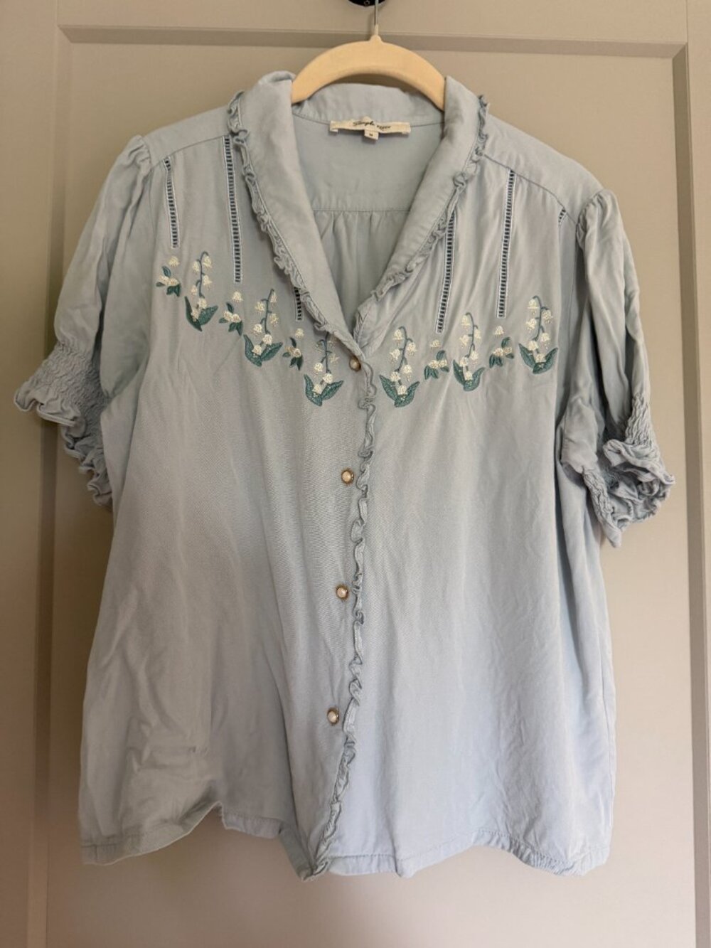 Simple Retro Lily of the Valley blouse